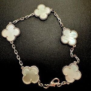Fourleaf clover 5motif bracelet mother ofpearl white gold plated stainless